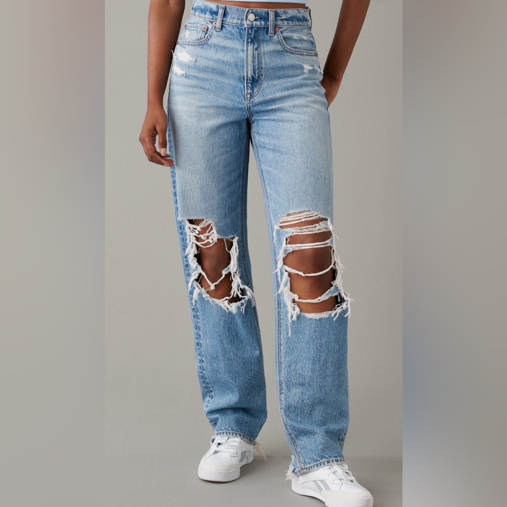 American Eagle Mom Jeans